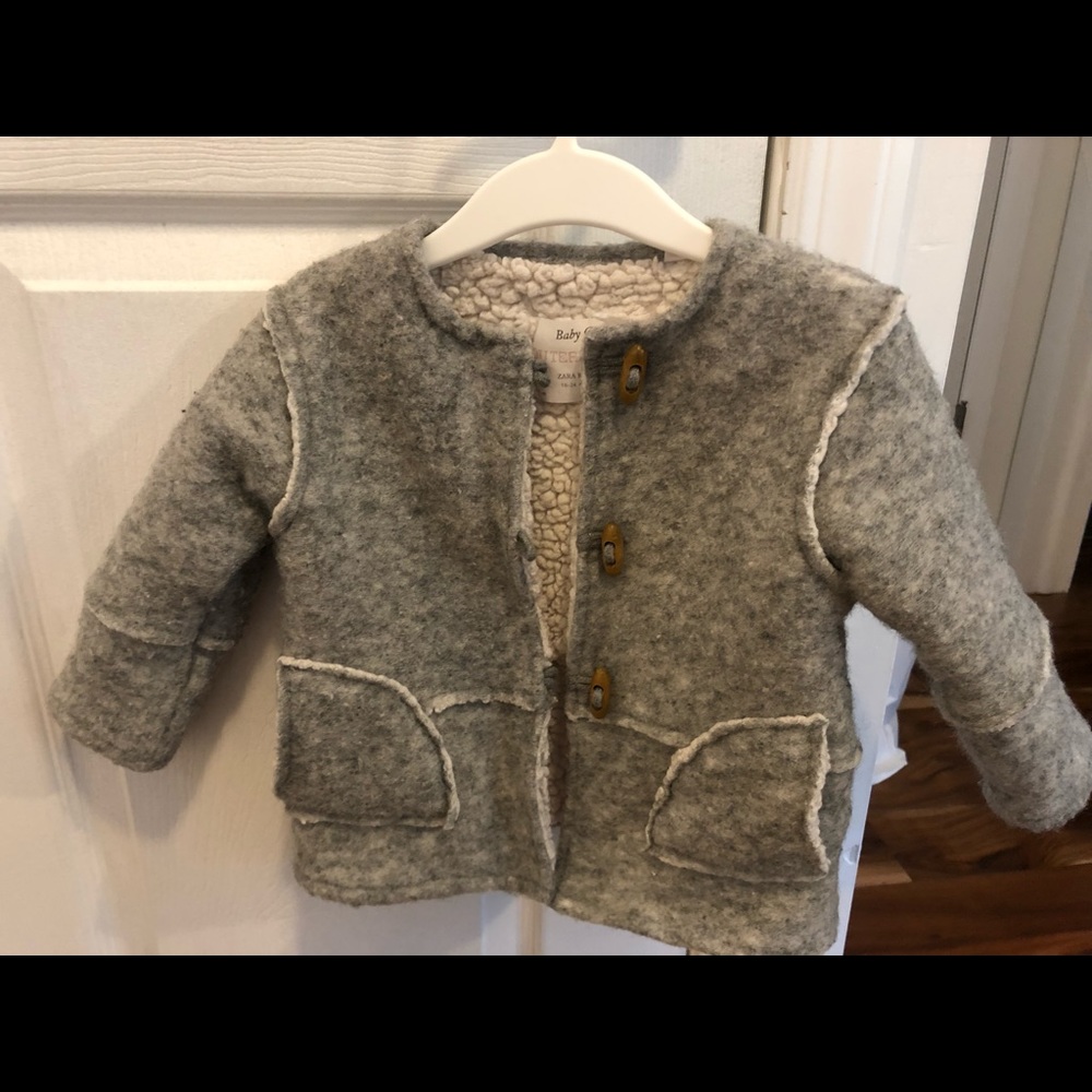 Zara jacket size 18-24 Months
